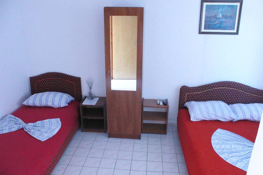 Apartments Dalila Ulcinj Exterior foto