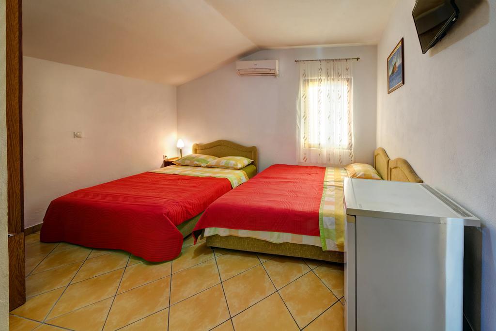 Apartments Dalila Ulcinj Exterior foto